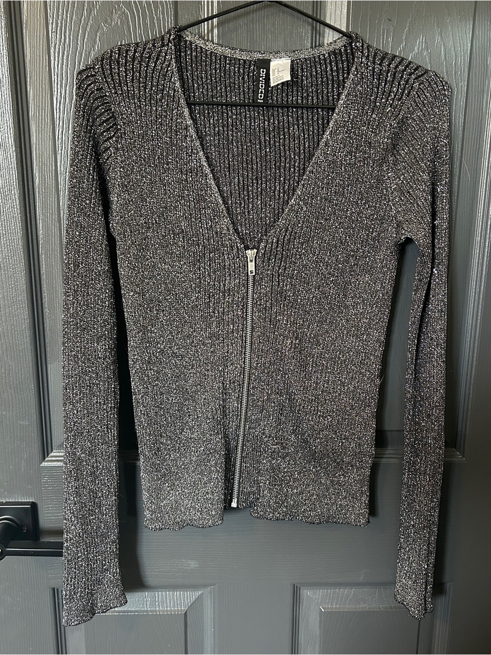 H&M Divided Metallic Silver Ribbed V-Neck Zip Sweater Cardigan